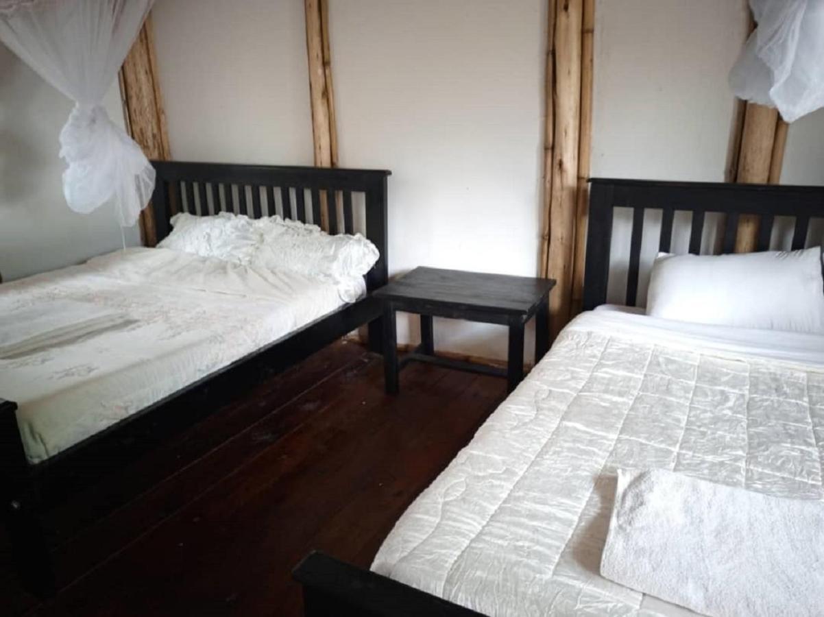 Ruhija Community Rest Camp Bed & Breakfast Kabale ภายนอก รูปภาพ