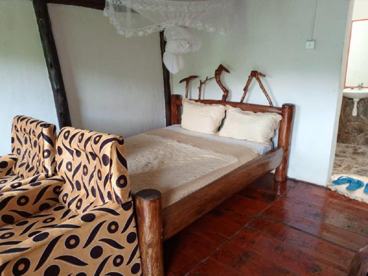 Ruhija Community Rest Camp Bed & Breakfast Kabale ภายนอก รูปภาพ