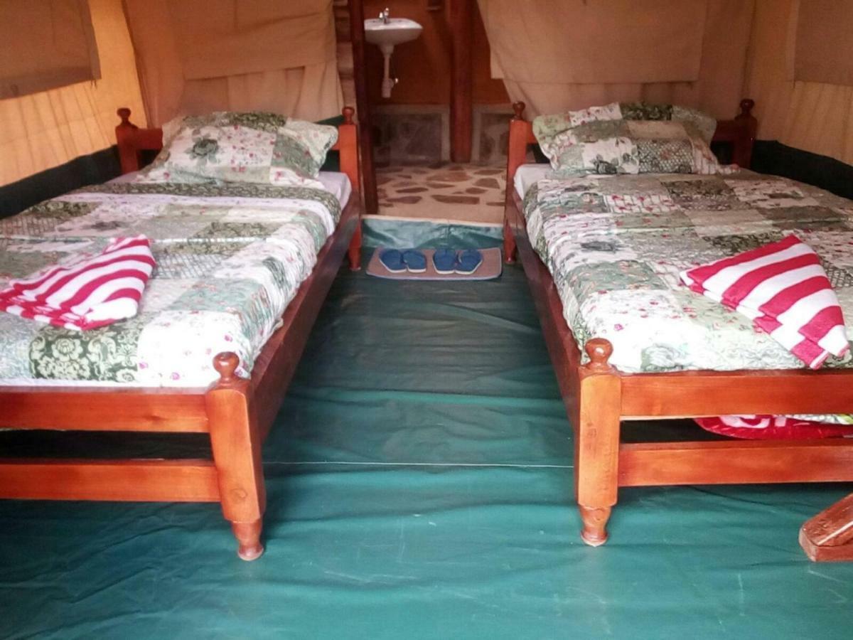 Ruhija Community Rest Camp Bed & Breakfast Kabale ภายนอก รูปภาพ